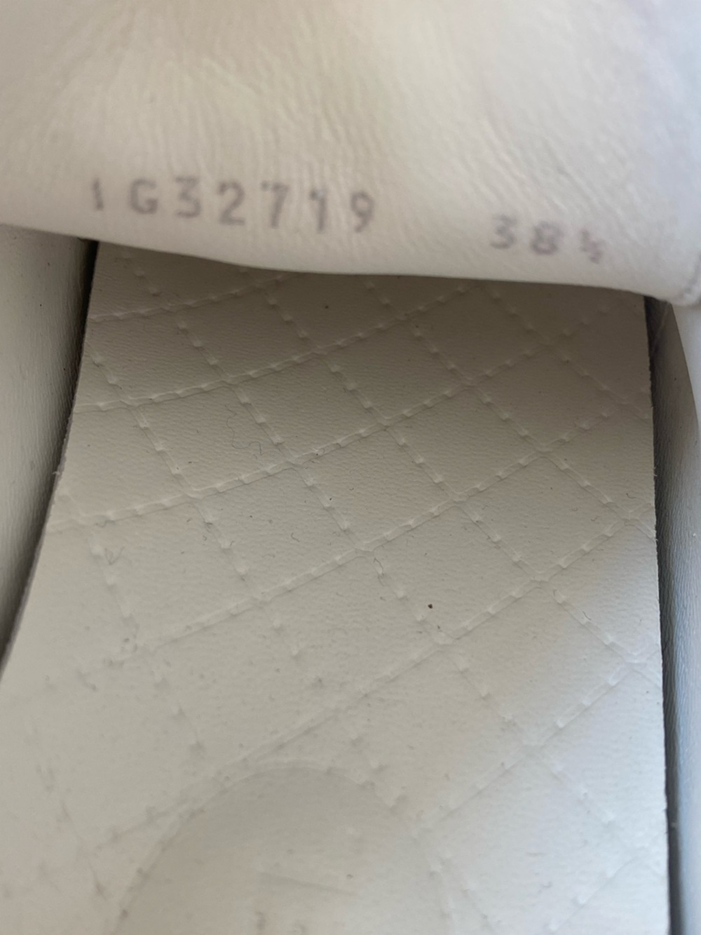 Chanel White Silver 7.5 Lace Chevre Sneakers Rubber Leather Made in Italy Coco - Picture 8 of 12